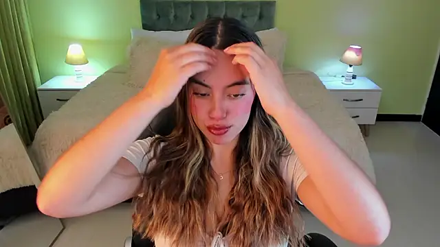 Snapshot of _Charlotte_evans_1 chatting on 02-04-26, 11:42 Charlotte evans 1 online show from 02-04-26, 11:42