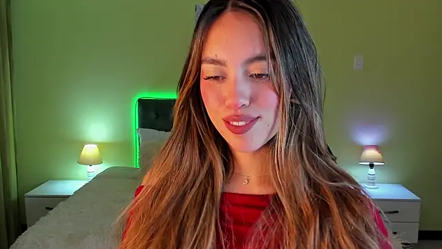 Snapshot of _Charlotte_evans_1 chatting on 02-18-26, 11:11 Charlotte evans 1 online show from 02-18-26, 11:11