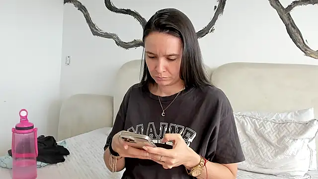 BridgetRodriguez online show from 01-26-25, 03:36