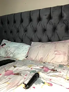 Anaelle24 online show from 04-20-26, 03:48