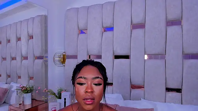 mia schwarz online show from 01-23-25, 09:50