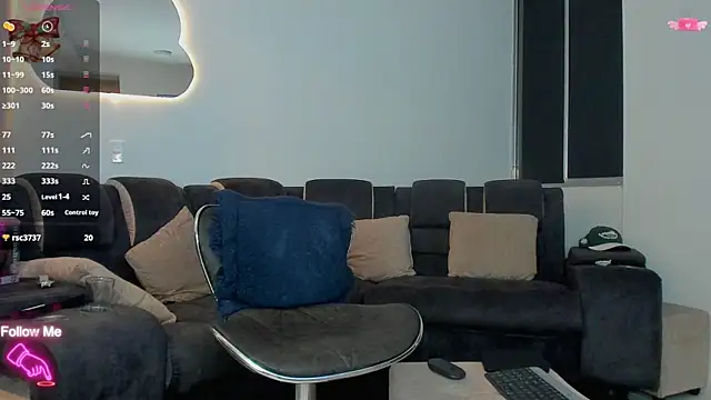 Snapshot of davis_alx1 chatting on 02-21-25, 03:01 davis alx1 online show from 02-21-25, 03:01