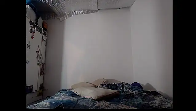 Snapshot of Xtrem3HARDxxx chatting on 12-05-25, 04:54 Xtrem3HARDxxx online show from 12-05-25, 04:54