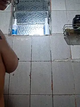 Snapshot of Sweet-diamondxxx chatting on 02-24-26, 02:31 Sweet-diamondxxx online show from 02-24-26, 02:31