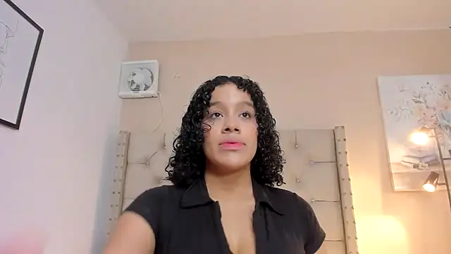 vanesasexyhot21 online show from 10-06-25, 02:42