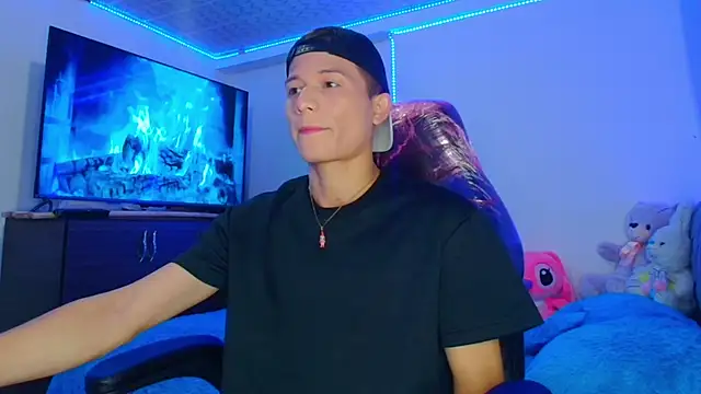 bryamer 19 online show from 01-06-25, 01:53