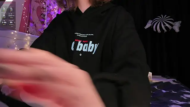 Natural pussy online show from 10-18-25, 10:49