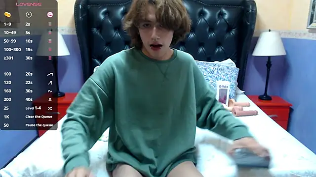 Snapshot of Stephan_Queens chatting on 01-17-25, 11:29 Stephan Queens online show from 01-17-25, 11:29