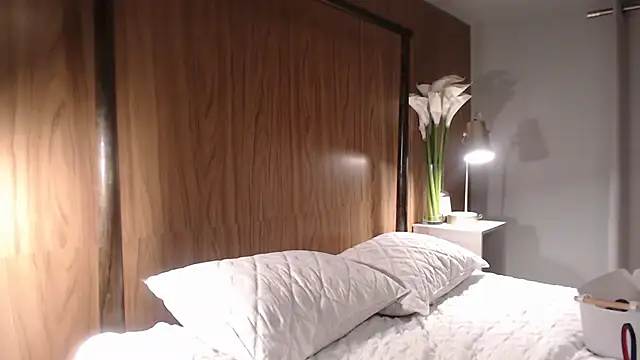 Snapshot of Audrey_hotty chatting on 12-16-24, 01:53 Audrey hotty online show from 12-16-24, 01:53