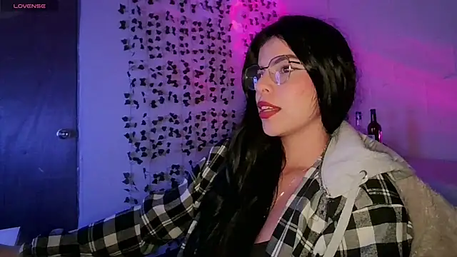Snapshot of Adararose1 chatting on 03-20-25, 11:45 Adararose1 online show from 03-20-25, 11:45