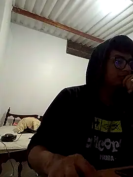 Chiquisijotis online show from 10-09-25, 01:25