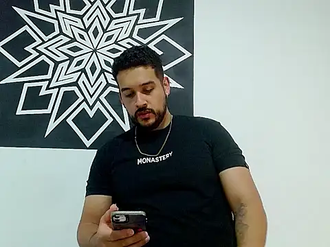 Snapshot of _CHRIS-DENNIS_ chatting on 04-03-26, 01:25 CHRIS-DENNIS online show from 04-03-26, 01:25