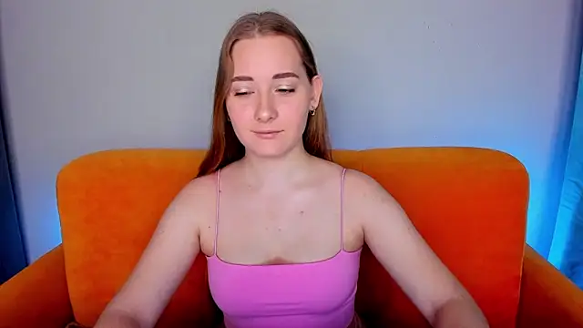 AlinaVice online show from 03-18-25, 01:21