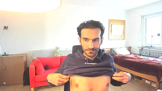 Snapshot of Sammoon chatting on 01-12-26, 12:32 Sammoon online show from 01-12-26, 12:32