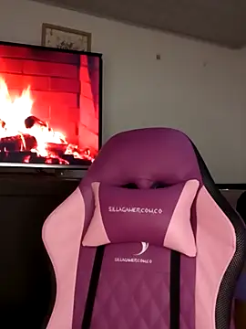 Lanna hott  online show from 11-15-25, 11:40