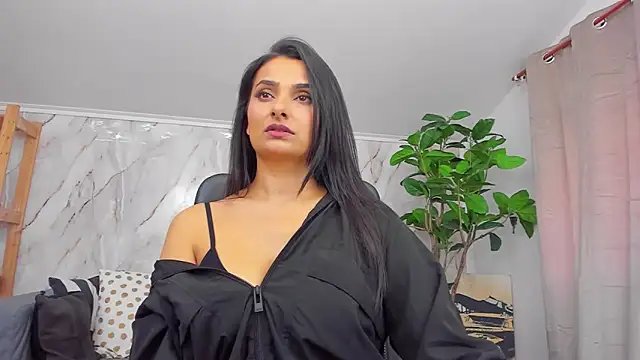 Snapshot of JennaPrice chatting on 03-12-25, 02:34 JennaPrice online show from 03-12-25, 02:34