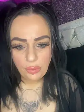 Snapshot of MissEssex chatting on 01-30-25, 12:37 MissEssex online show from 01-30-25, 12:37