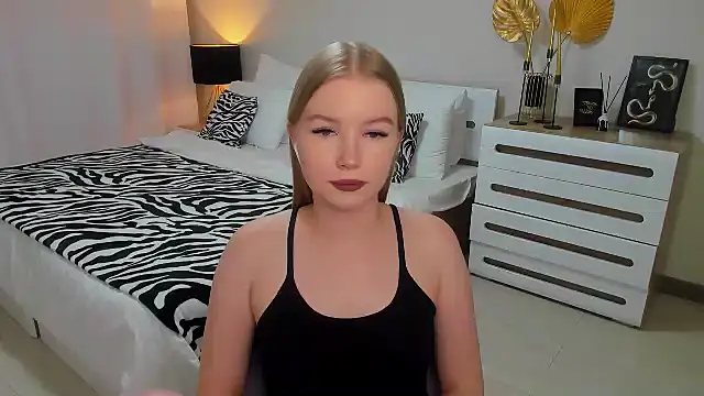 shy  lady online show from 01-31-25, 01:11