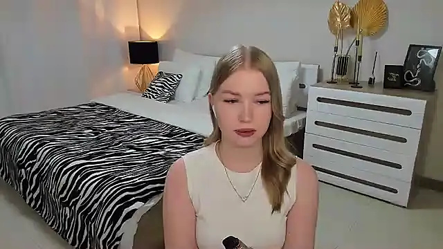 shy  lady online show from 03-05-25, 12:27