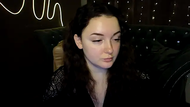 GloriNichols online show from 12-14-24, 07:40