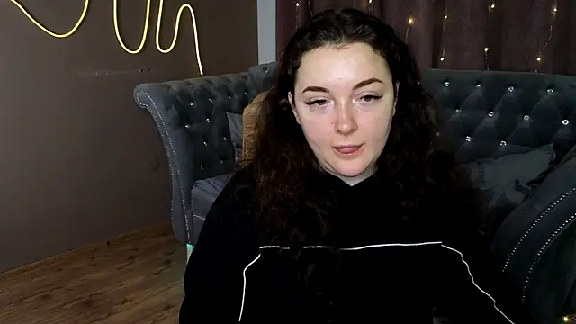 GloriNichols online show from 01-25-25, 06:34