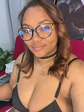 Snapshot of Lilithcaballero chatting on 03-04-25, 09:18 Lilithcaballero online show from 03-04-25, 09:18