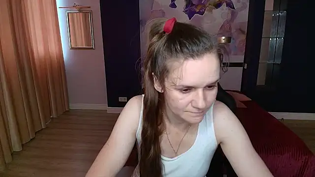 Snapshot of AriaGray chatting on 07-06-26, 12:24 AriaGray online show from 07-06-26, 12:24