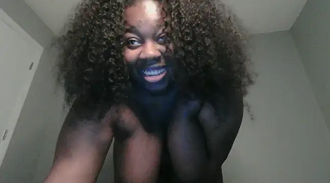 Snapshot of nastygal1999 chatting on 01-24-25, 08:44 nastygal1999 online show from 01-24-25, 08:44