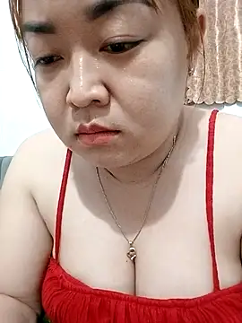 VyOanh2K online show from 11-17-25, 02:56