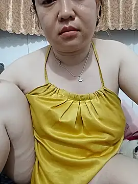 Snapshot of VyOanh2K chatting on 06-25-26, 05:50 VyOanh2K online show from 06-25-26, 05:50