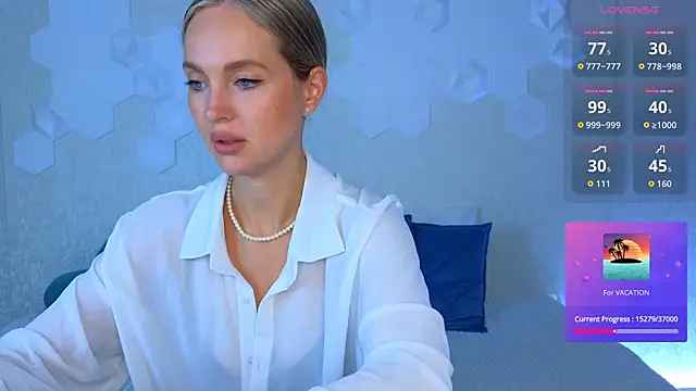 Snapshot of Lynna_Sparks chatting on 07-27-26, 02:07 Lynna Sparks online show from 07-27-26, 02:07