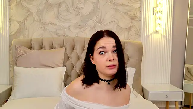 DeniseReese online show from 03-04-25, 04:49