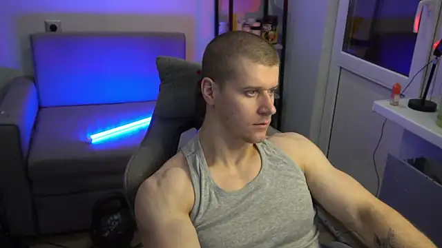 Bruno Banani online show from 09-20-25, 07:15