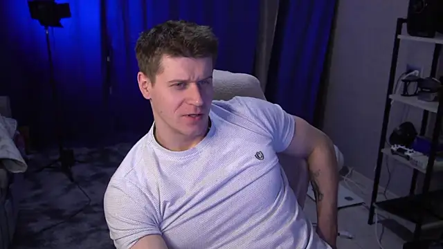 Bruno Banani online show from 11-29-25, 03:59