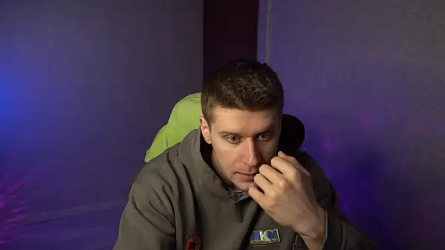 Bruno Banani online show from 12-16-25, 07:52