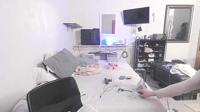 sissytrapdolly24 online show from 02-14-25, 02:54