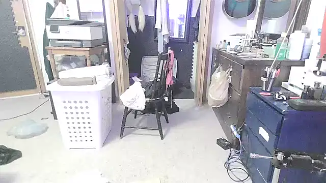 sissytrapdolly24 online show from 03-06-25, 11:53