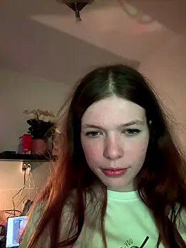 sophiamlf online show from 12-13-25, 08:36