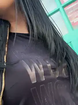 Sara luna  online show from 01-15-25, 10:46