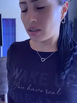 Sara luna  online show from 01-18-25, 07:04