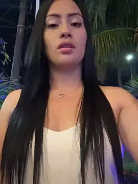 Sara luna  online show from 11-10-25, 01:26