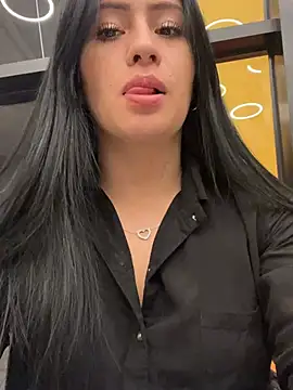 Sara luna  online show from 07-16-26, 12:05