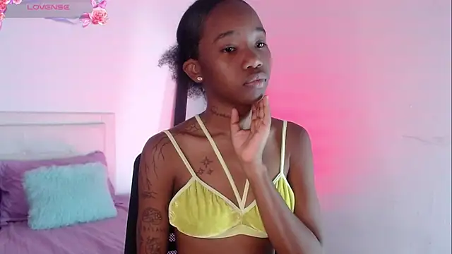 Rihana hot01 online show from 01-10-25, 01:41