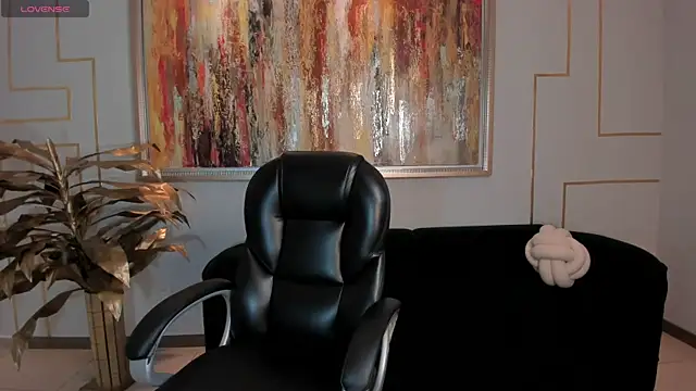 AbbyDalton online show from 10-16-25, 05:47