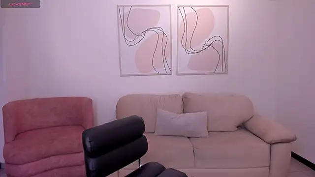 AbbyDalton online show from 10-18-25, 11:44