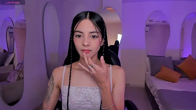 HannahJamesX online show from 11-01-25, 07:16