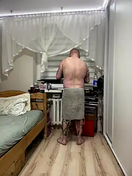 Snapshot of PierreNaked89 chatting on 12-14-25, 08:13 PierreNaked89 online show from 12-14-25, 08:13