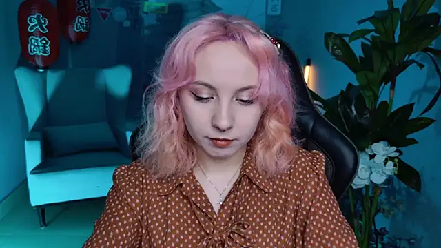 JasmineMilko online show from 01-16-25, 05:11