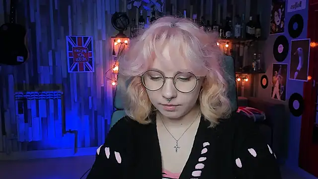 JasmineMilko online show from 01-26-25, 05:13