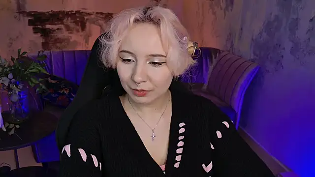 JasmineMilko online show from 02-11-25, 08:15